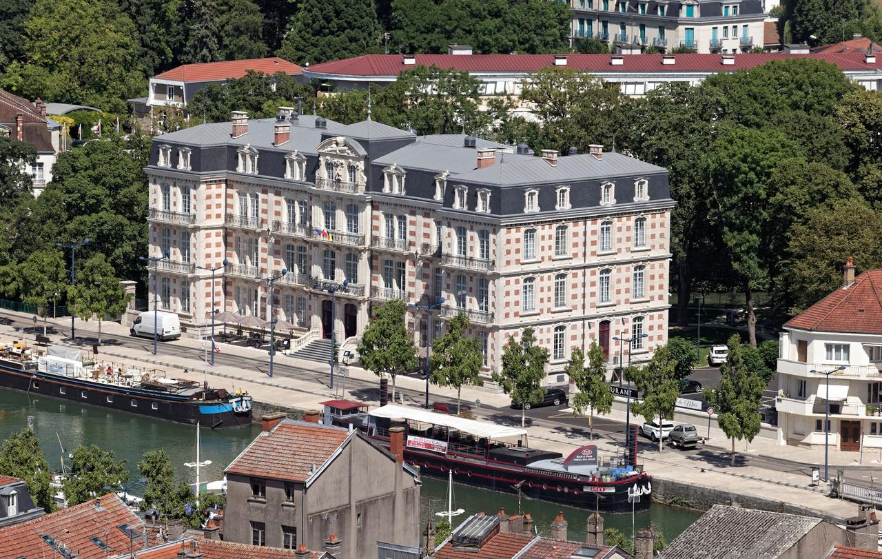 Les Jardins Du Mess Hotel Verdun-sur-Meuse ภายนอก รูปภาพ