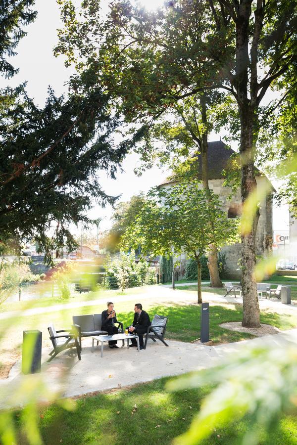 Les Jardins Du Mess Hotel Verdun-sur-Meuse ภายนอก รูปภาพ